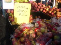 $1 3-Pound Bag of Apples
